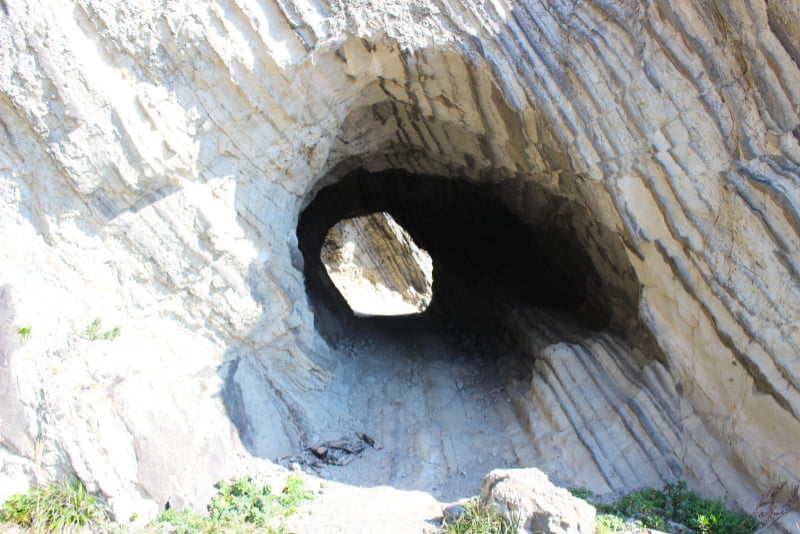 荒崎公園・洞窟穴